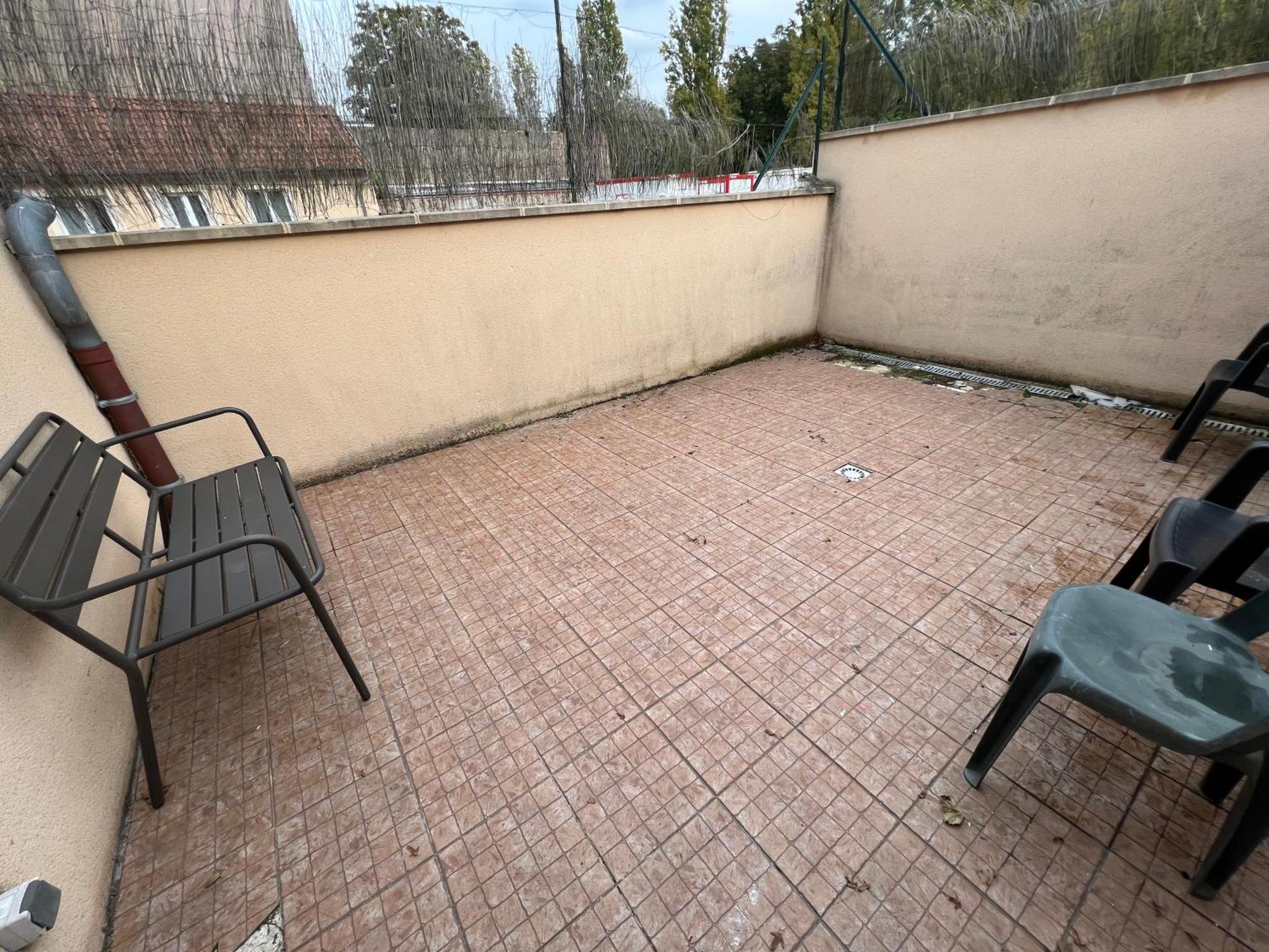 La Maisonnette Un Sejour A Part Longeville-les-Metz Eksteriør bilde